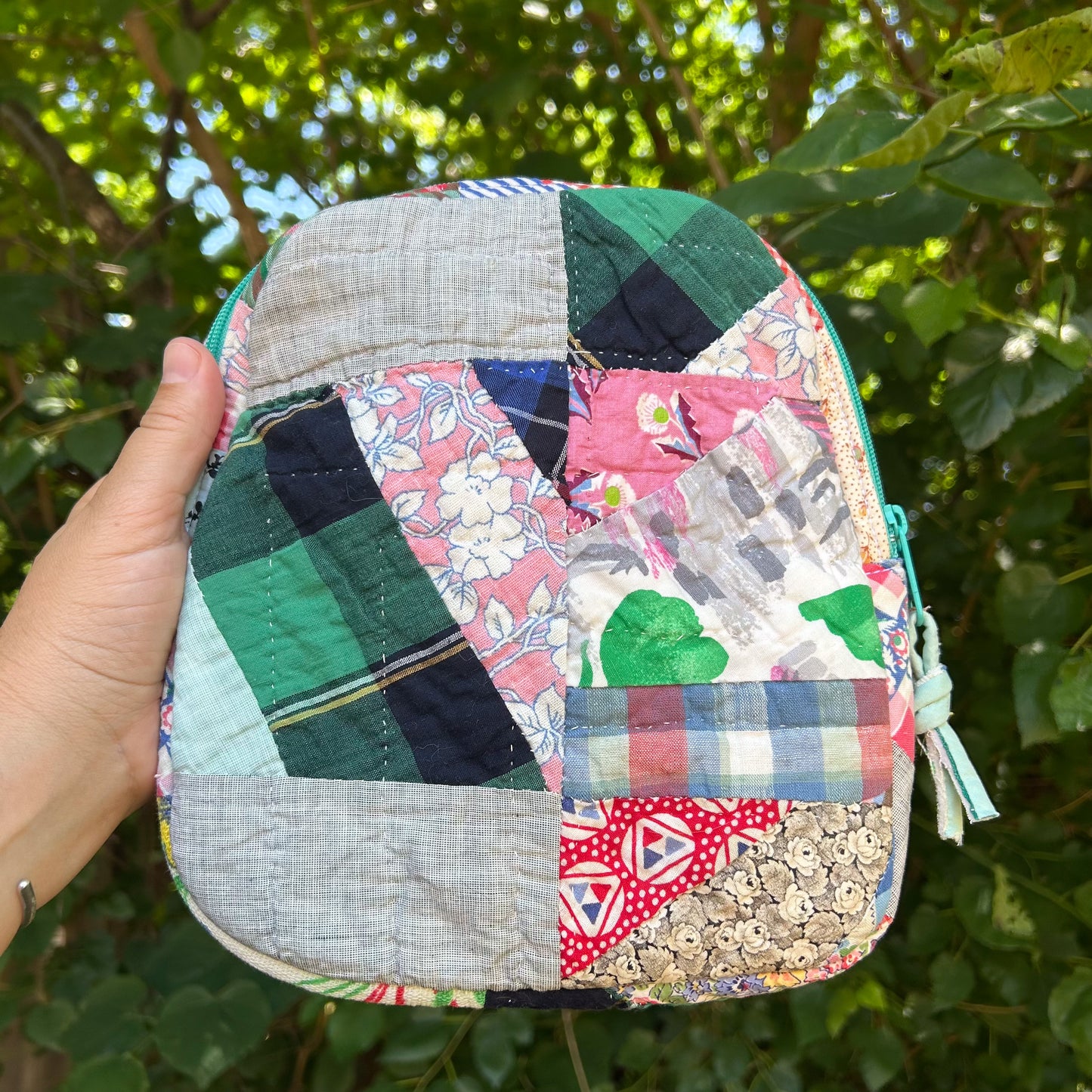 Vintage Quilt Carry-Along