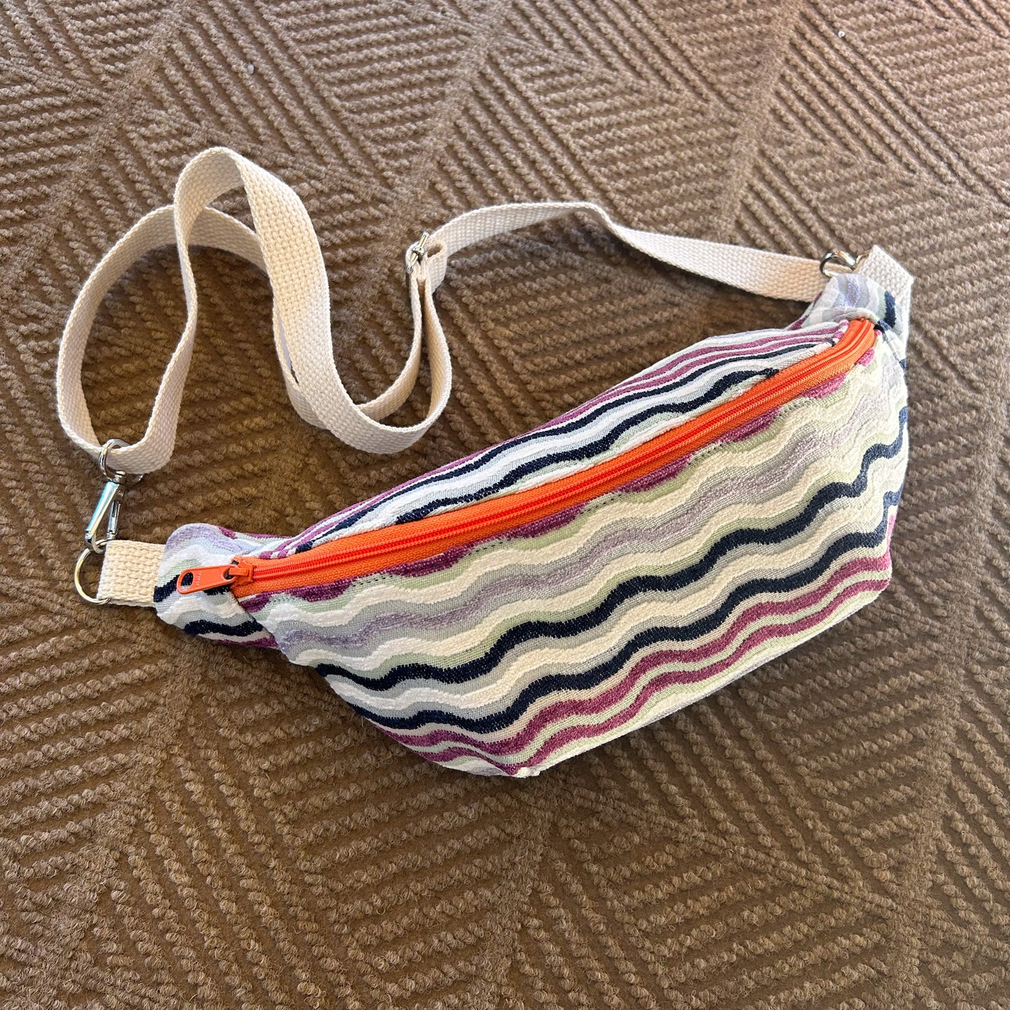 Wavy Striped Classic Crossbody Bag