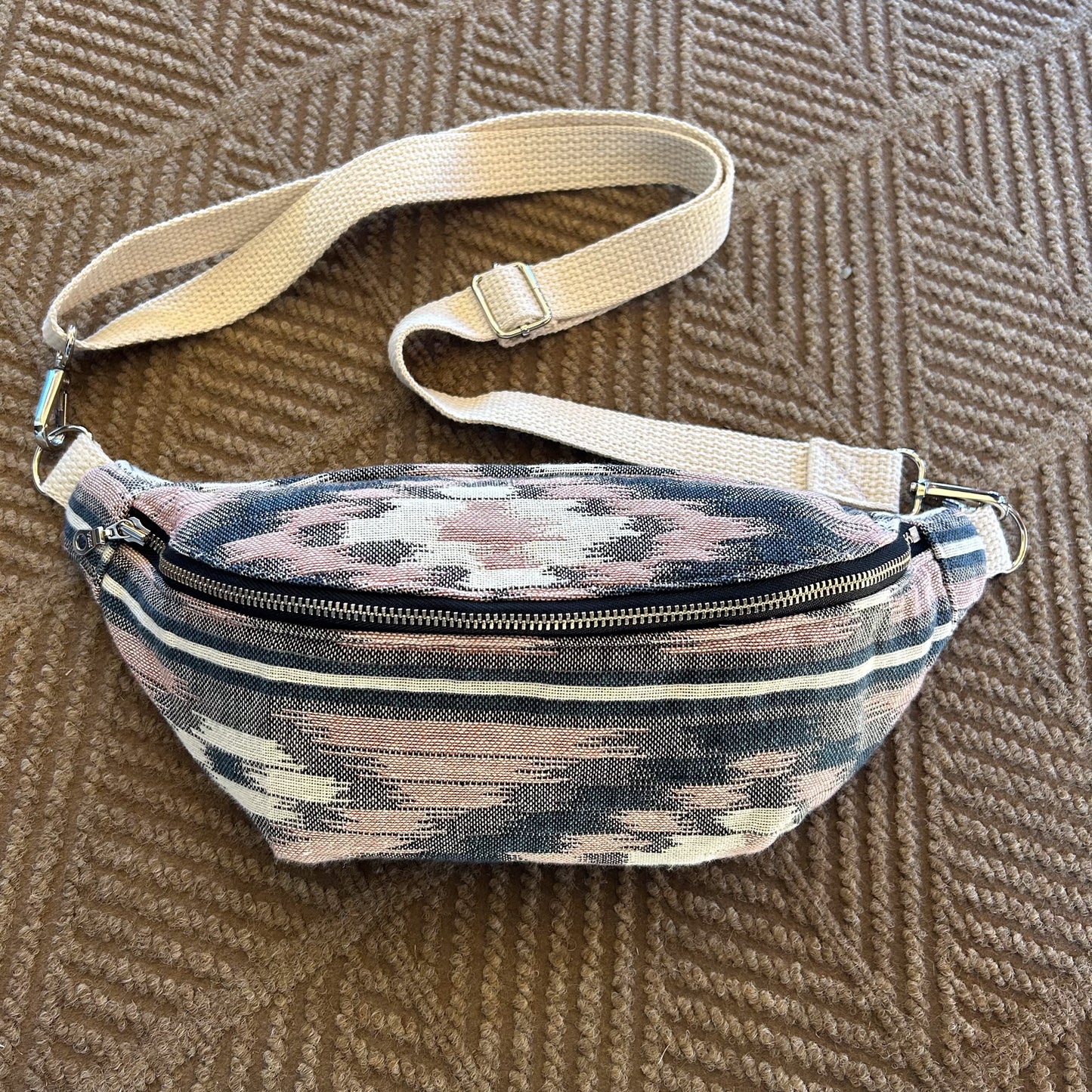 Vintage Southwest Classic Crossbody